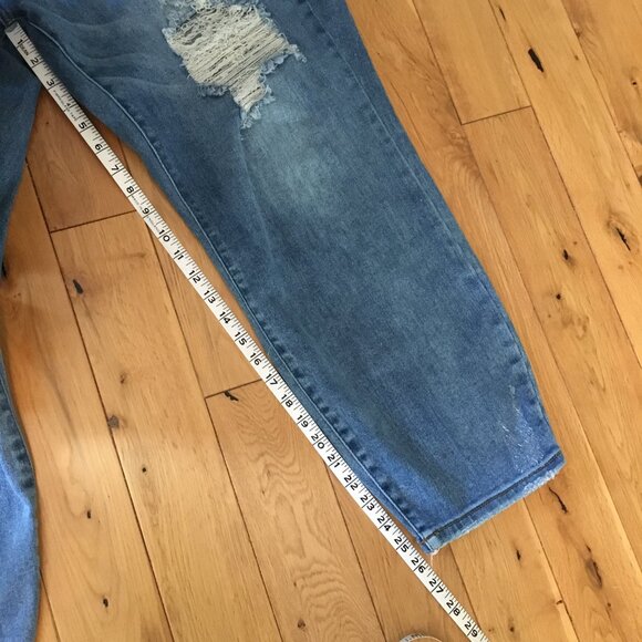 NWOT Judy Blue Distressed High Waist Blue Jeans - Picture 15 of 16